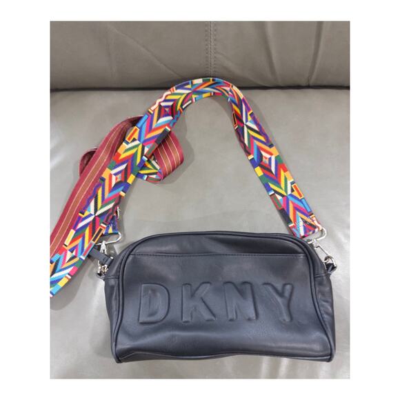DKNY Tilly Camera Crossbody Bag in Black with Colorful Patterned Strap - Picture 1 of 6